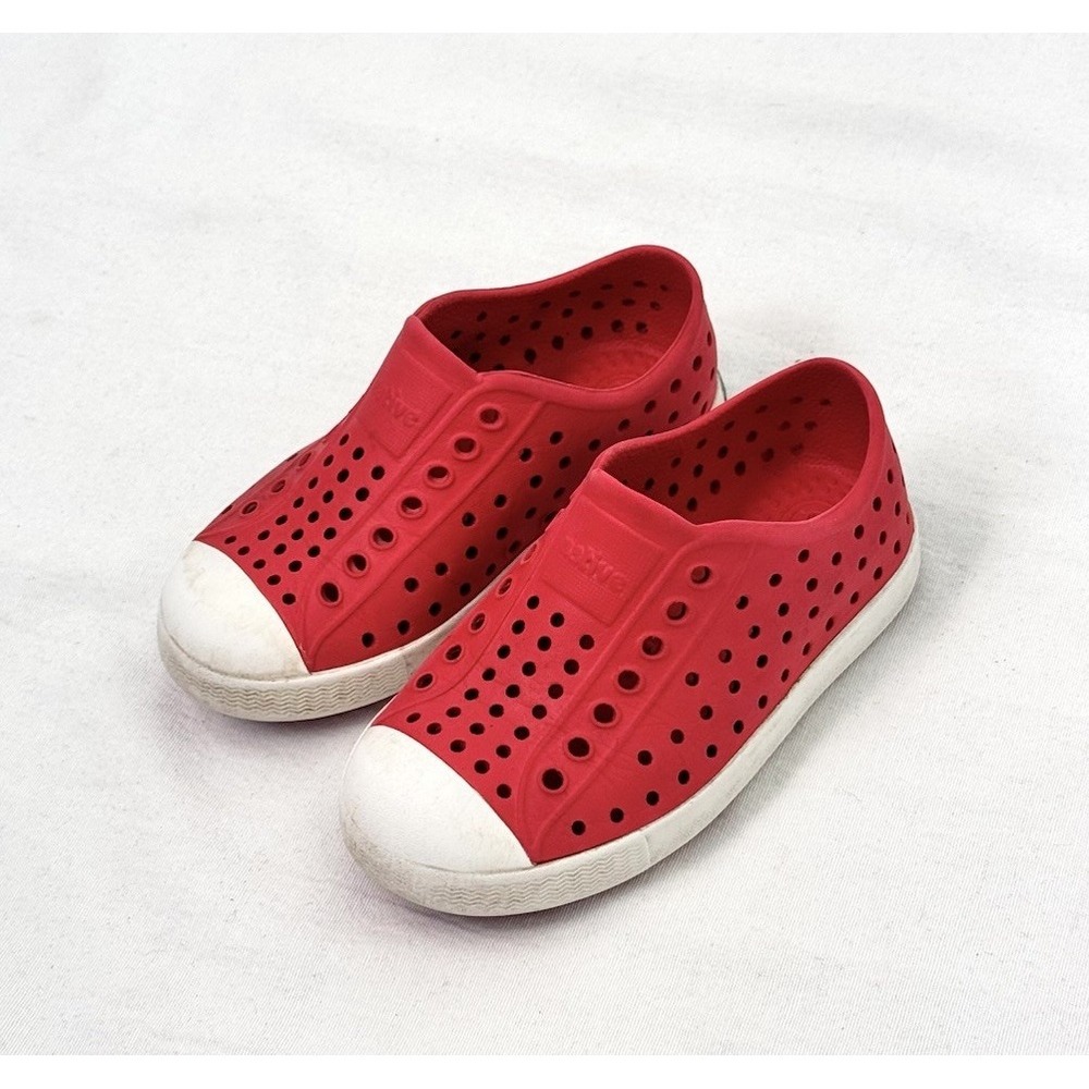 Native Jefferson Kids Red White Slip On EVA Water Shoes Sneakers C9